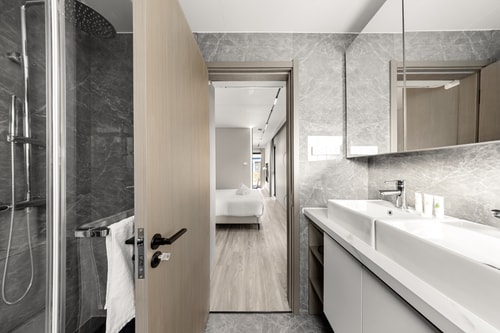 Inviting Modern Tiny Home 8 Min Walk to Station 11 Serain Residences