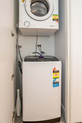 High-level 1 Bedroom Apartment in Fortitude Valley 14 Serain Residences