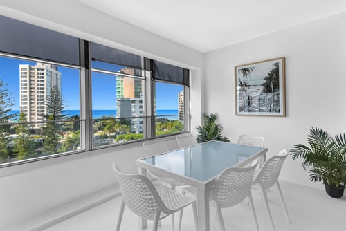 2-Bedroom Apt Heart of Surfers Paradise w/Parking 0 Serain Residences