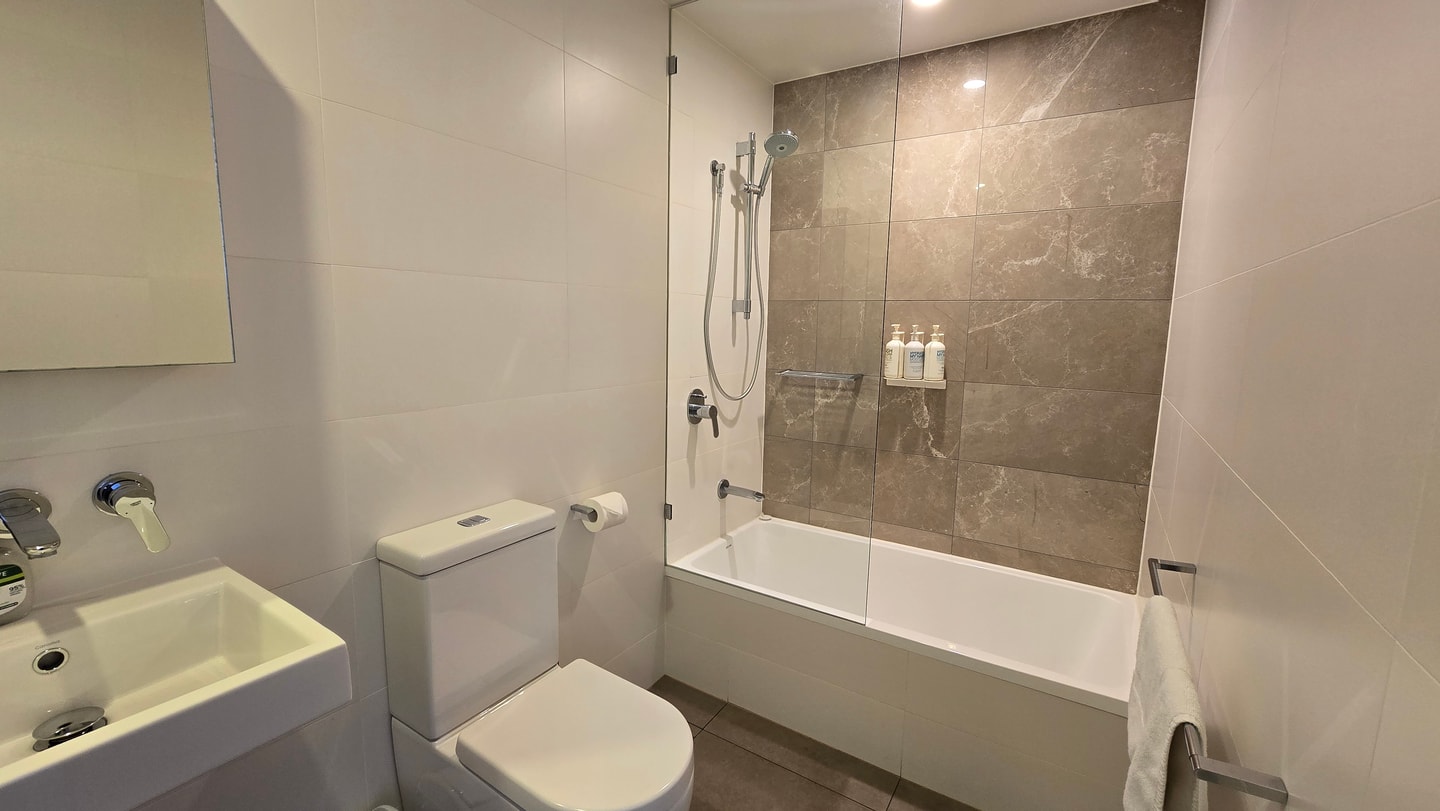 Open View Comfortable 2BR Apartment in Surfers 6 Serain Residences