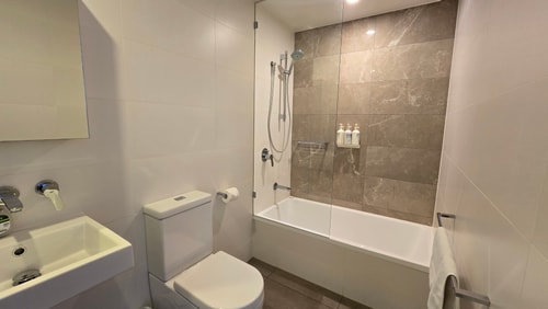 Open View Comfortable 2BR Apartment in Surfers 6 Serain Residences