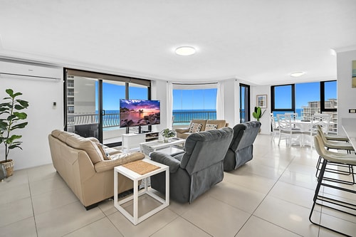 Breathtaking Ocean View 3Bedroom Apt with Parking 1 Serain Residences