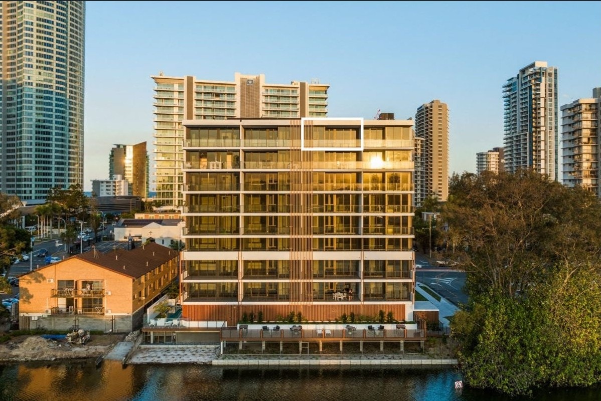 Prime Loc! 1BR Apt with Parking Heart of Surfers 16 Serain Residences