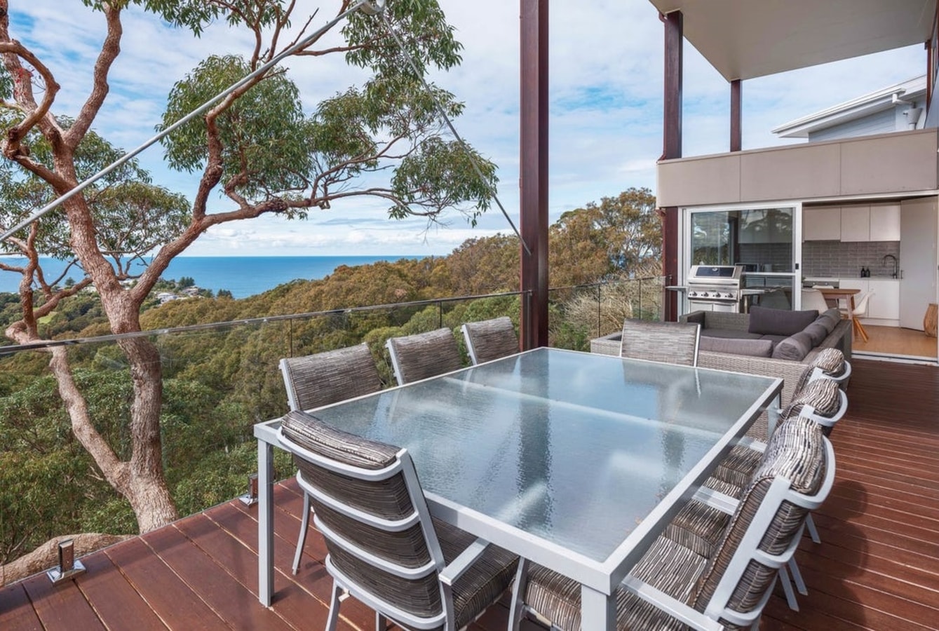 Costal Three-Storey Home with Panoramic Sea Views 42 Serain Residences