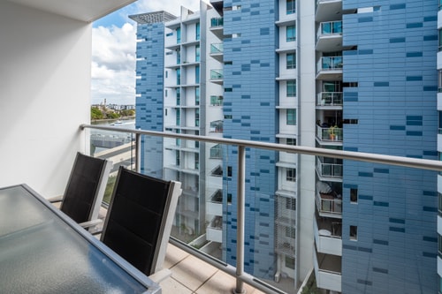 Prime Loc River Glimpse 2BR Walk to CBD w/Parking 11 Serain Residences