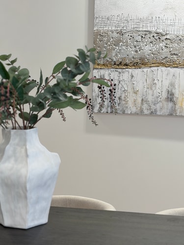 Stylish Sandringham Urban Townhouse by Hyde Park 11 Serain Residences