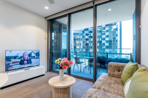 Resort-Style CBD 1-BR | Walk to All + River Glance 1 Serain Residences