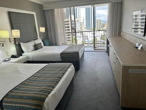 Comfy 2DoubleBed Suite in Central Surfers 0 Serain Residences