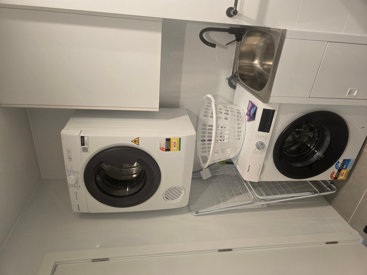 Comfortable 2 BDR Apartment in Central Southport 8 Serain Residences