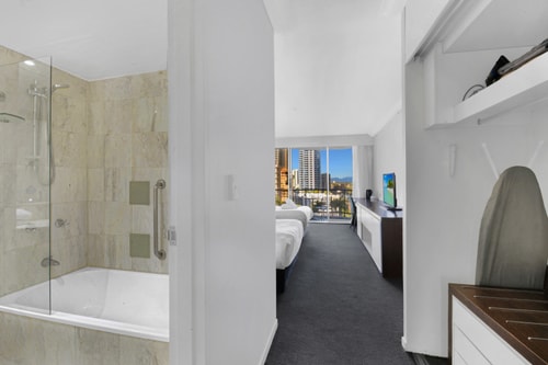Cozy 2 Double-bed Hotel Room | Max 4 guests 6 Serain Residences
