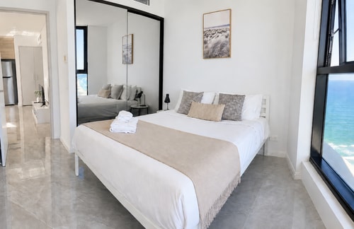 Level 40 Beachside Modern 1BR @ The Ocean Building 6 Serain Residences