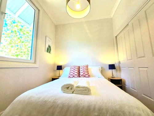 Tranquil Leura 3BDR Unit 3 Minutes to Shops 9 Serain Residences