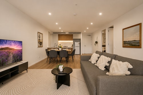 Riverside Modern 2BR East Brisbane w/Parking 10 Serain Residences