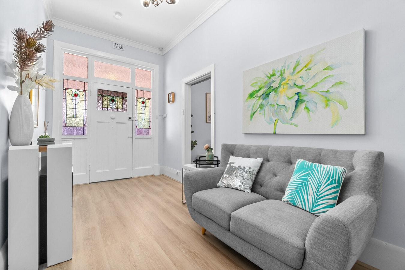 Stylish 3BR Retreat | Walk to Shops & 12min to CBD 6 Serain Residences