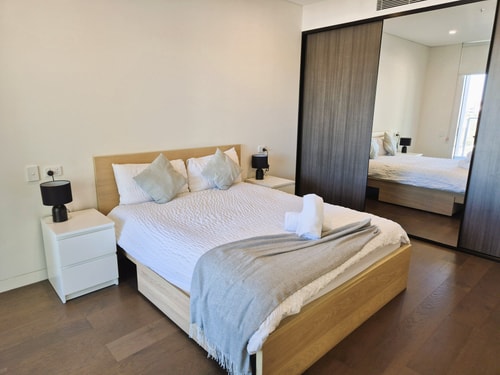 Olympic Park 1BR: Pool, Gym & Free Secure Parking 1 Serain Residences