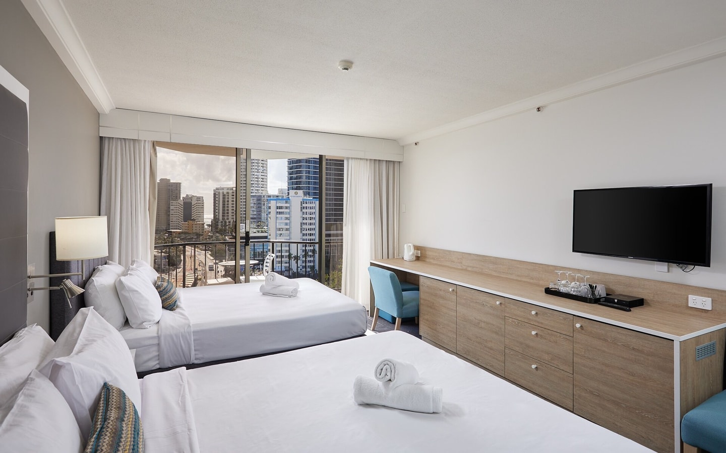 King and Double-bed Comfy Suite on View Ave 3 Serain Residences