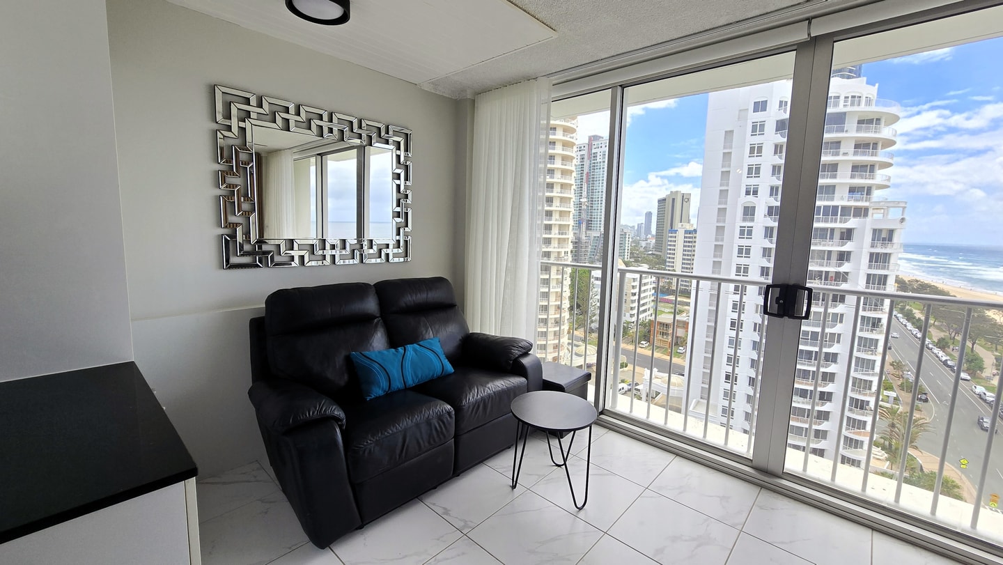 Beachside Ocean View 1BR Apartment Central Surfers 1 Serain Residences