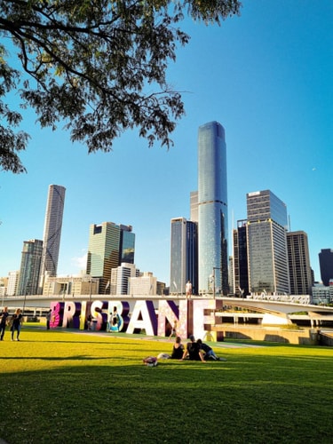 Riverfront 2Bedroom Apt in Brisbane City w/Parking 12 Serain Residences