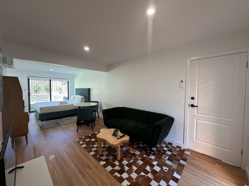 Spacious Homelike King Studio Retreat in Roseville 7 Serain Residences