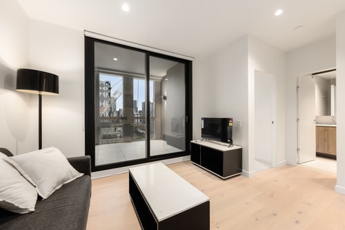One-bedroom Modern Apartment in South Melbourne 5 Serain Residences