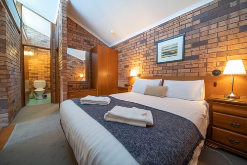 Adorable Lodge 2  Blickinstal Retreat 3 Serain Residences