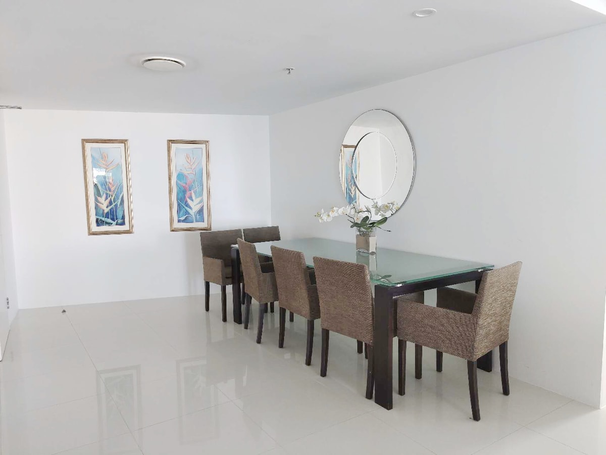 High Level Ocean View 3BDR Apartment with Parking 13 Serain Residences