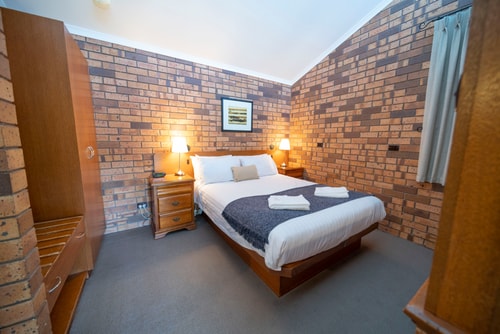 Adorable Lodge 2  Blickinstal Retreat 5 Serain Residences