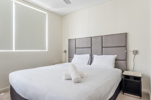 Central Valley 2 bedroom Apartment + Free parking 8 Serain Residences