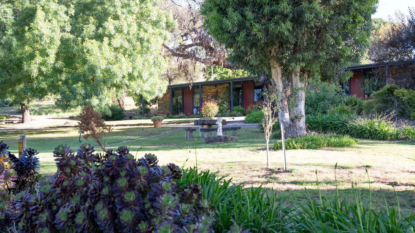 Comfy Studio 5 @ Blickinstal Barossa Valley 1 Serain Residences