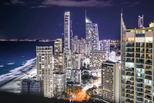 Sea Side Comfortable Apartment in Surfers Paradise 9 Serain Residences