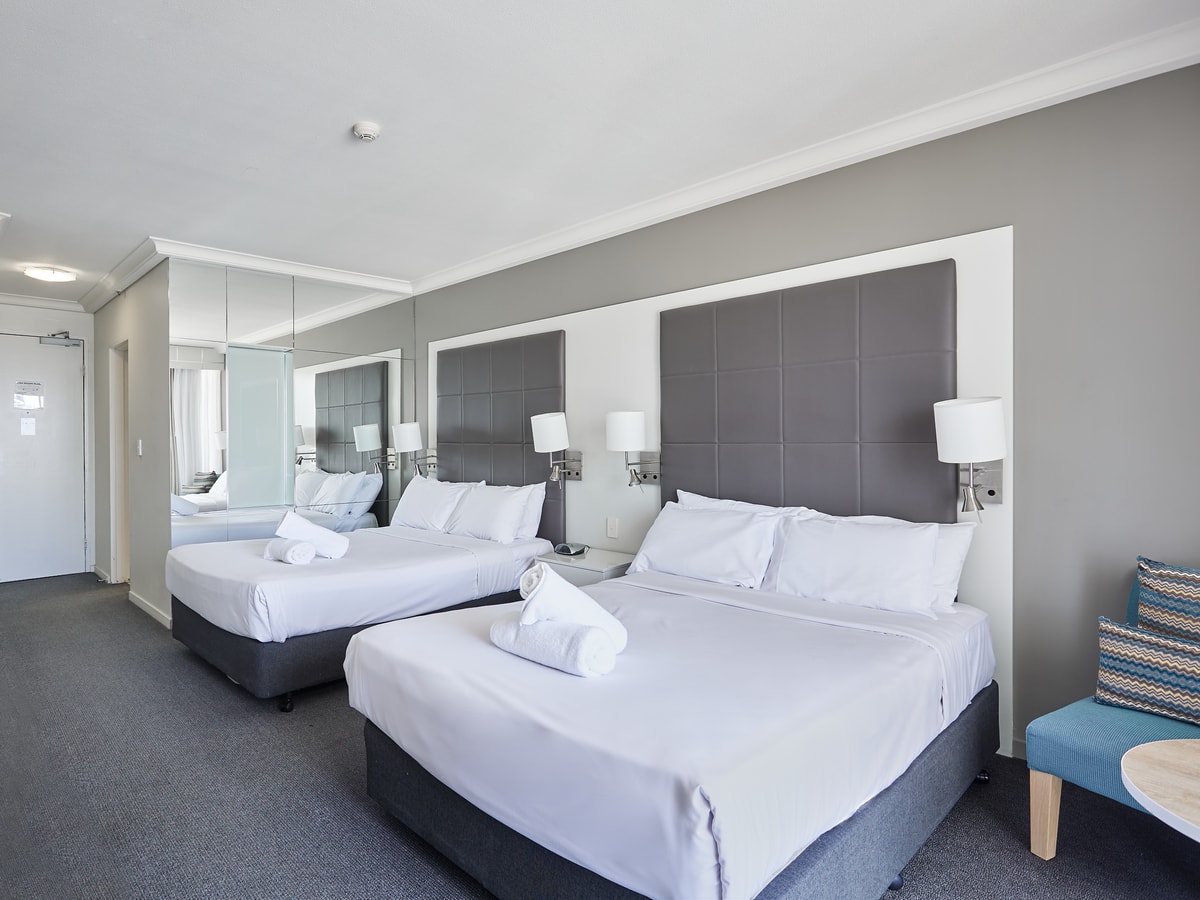Fantastic 2 double-bed hotel room On View Avenue 3 Serain Residences