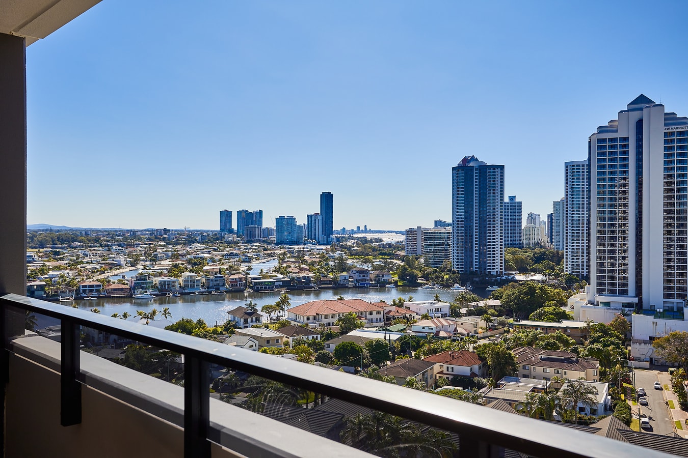 2 Bedroom with beautiful view Apartment In Surfers 8 Serain Residences