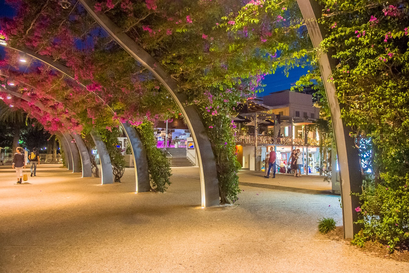 Artistic South Bank 2Bed Apartment+Free parking 24 Serain Residences