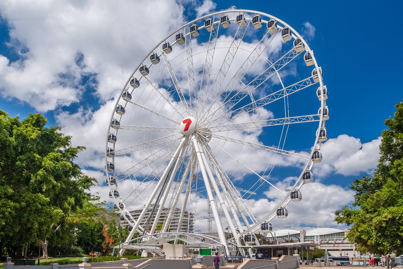 Artistic South Bank 2Bed Apartment+Free parking 27 Serain Residences