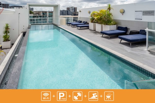 2 Bedroom Apartment with Parking, Pool, Gym 21 Serain Residences