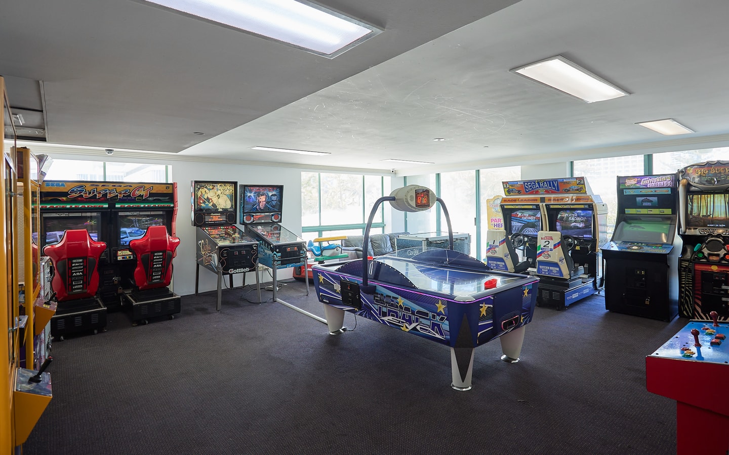 Central Locate Surfer Paradise 3 Bedroom Apartment 20 Serain Residences