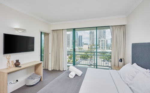 Crown Towers Modern 1 Bed Apt Surfers Paradise 1 Serain Residences