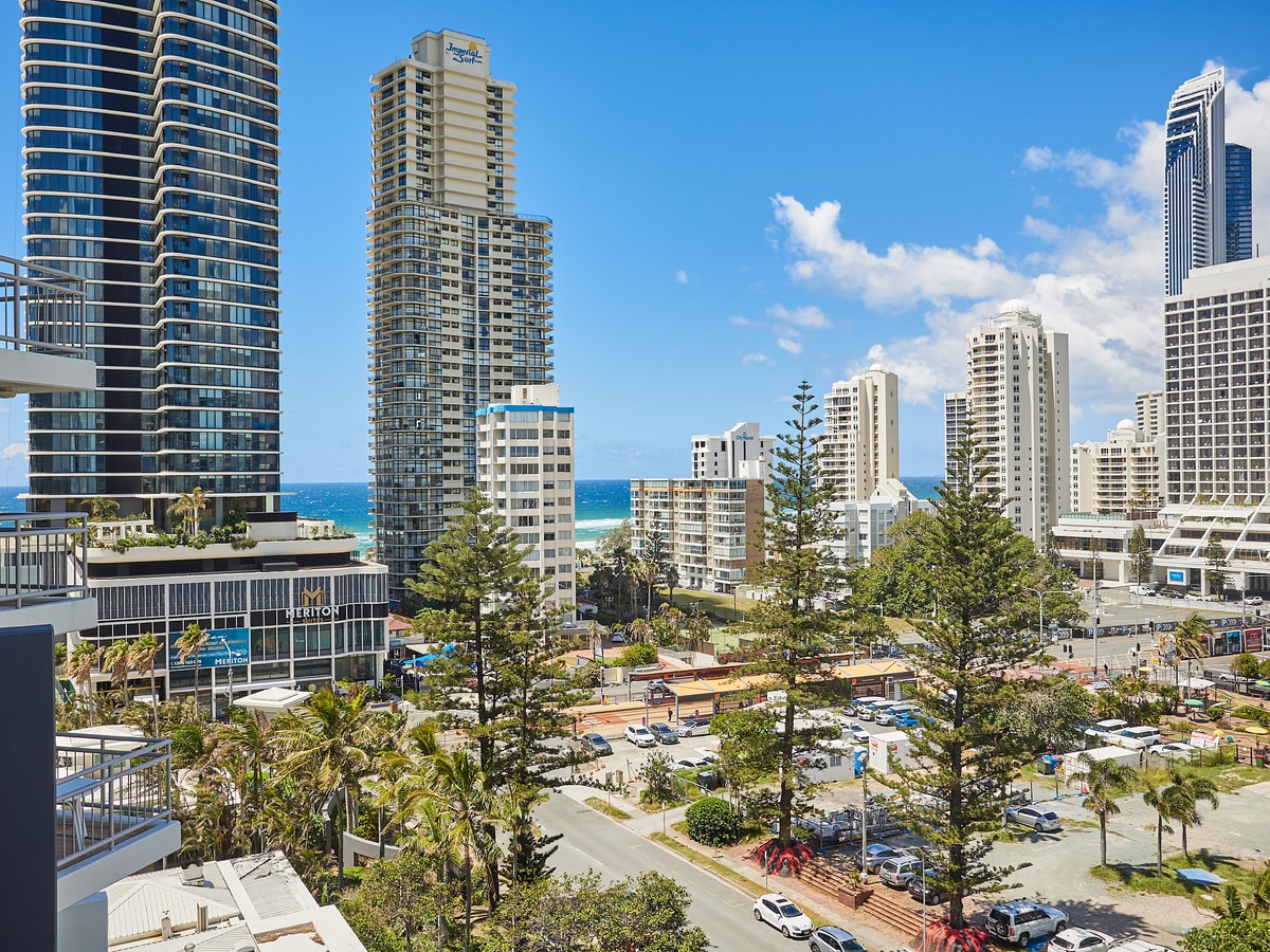 Crown Towers Modern 1 Bed Apt Surfers Paradise 6 Serain Residences