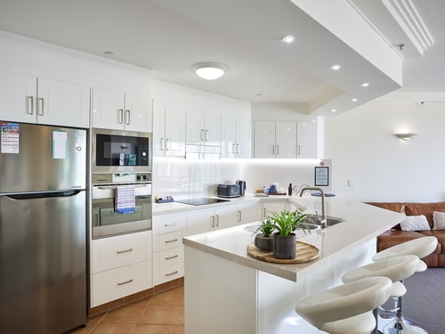 Crown Towers Modern 1 Bed Apt Surfers Paradise 5 Serain Residences