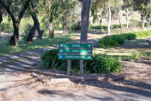 Comfy Studio 4 @ Blickinstal Barossa Valley 15 Serain Residences