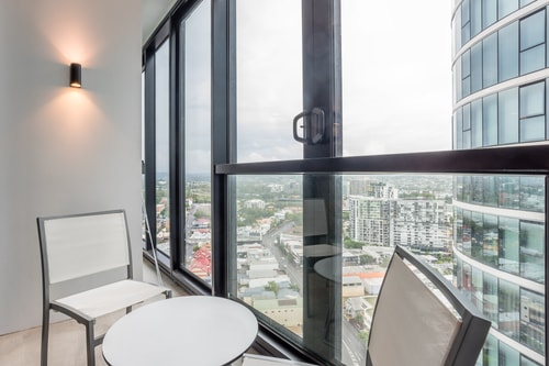 Exquisite 1 Bedroom Apartment with Infinity Pool 8 Serain Residences