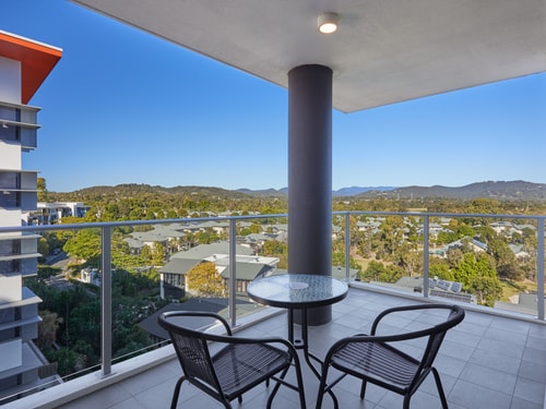 Central located 2 bedroom Apartment in Robina 1 Serain Residences