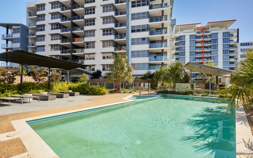 Central located 2 bedroom Apartment in Robina 14 Serain Residences
