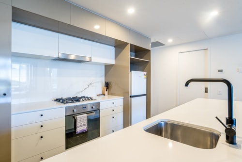 South Bank Central 1 bedroom apartment + Parking 14 Serain Residences