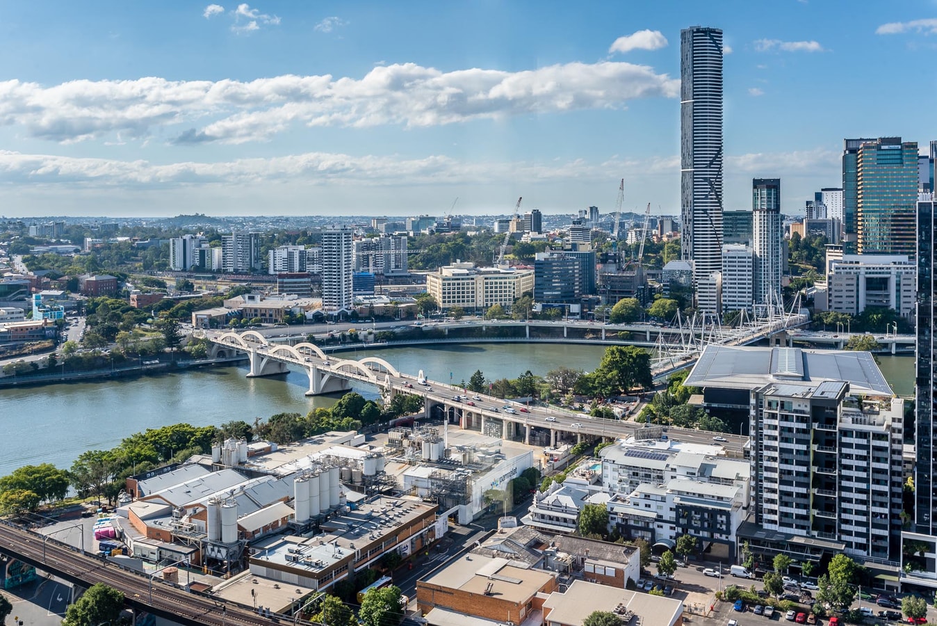 Artistic South Bank 2Bed Apartment+Free parking 17 Serain Residences