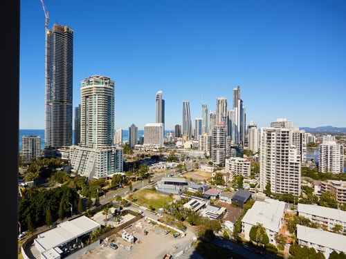 Cozy 1 bedroom unitConveniently Located In Surfers 10 Serain Residences