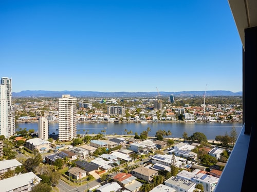 Cozy 1 bedroom unitConveniently Located In Surfers 8 Serain Residences