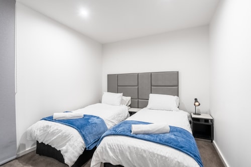 Sunny 2bedroom apartment next to Canberra Centre 2 Serain Residences