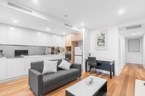 Cozy 2bedroom apartment next to Canberra Centre 3 Serain Residences
