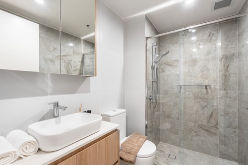 Cozy 2bedroom apartment next to Canberra Centre 10 Serain Residences